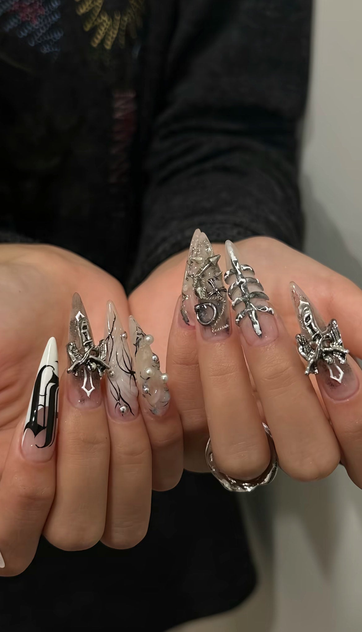 Alt nails