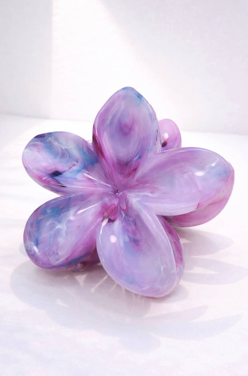 flower-shaped hair clip