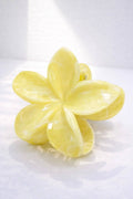 flower-shaped hair clip